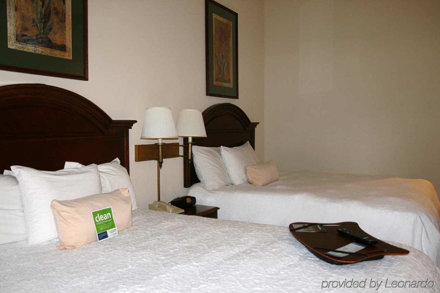 Hampton Inn Wilkesboro Zimmer foto