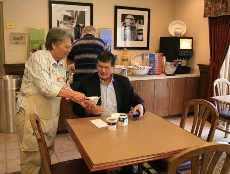 Hampton Inn Wilkesboro Restaurant foto